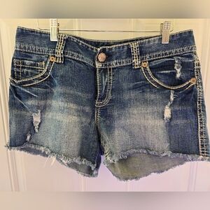 Maurices Distressed Denim Jean Shorts - Blue Wash Size 11/12